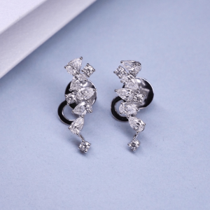 ต่างหูเพชร Vela Earclimber