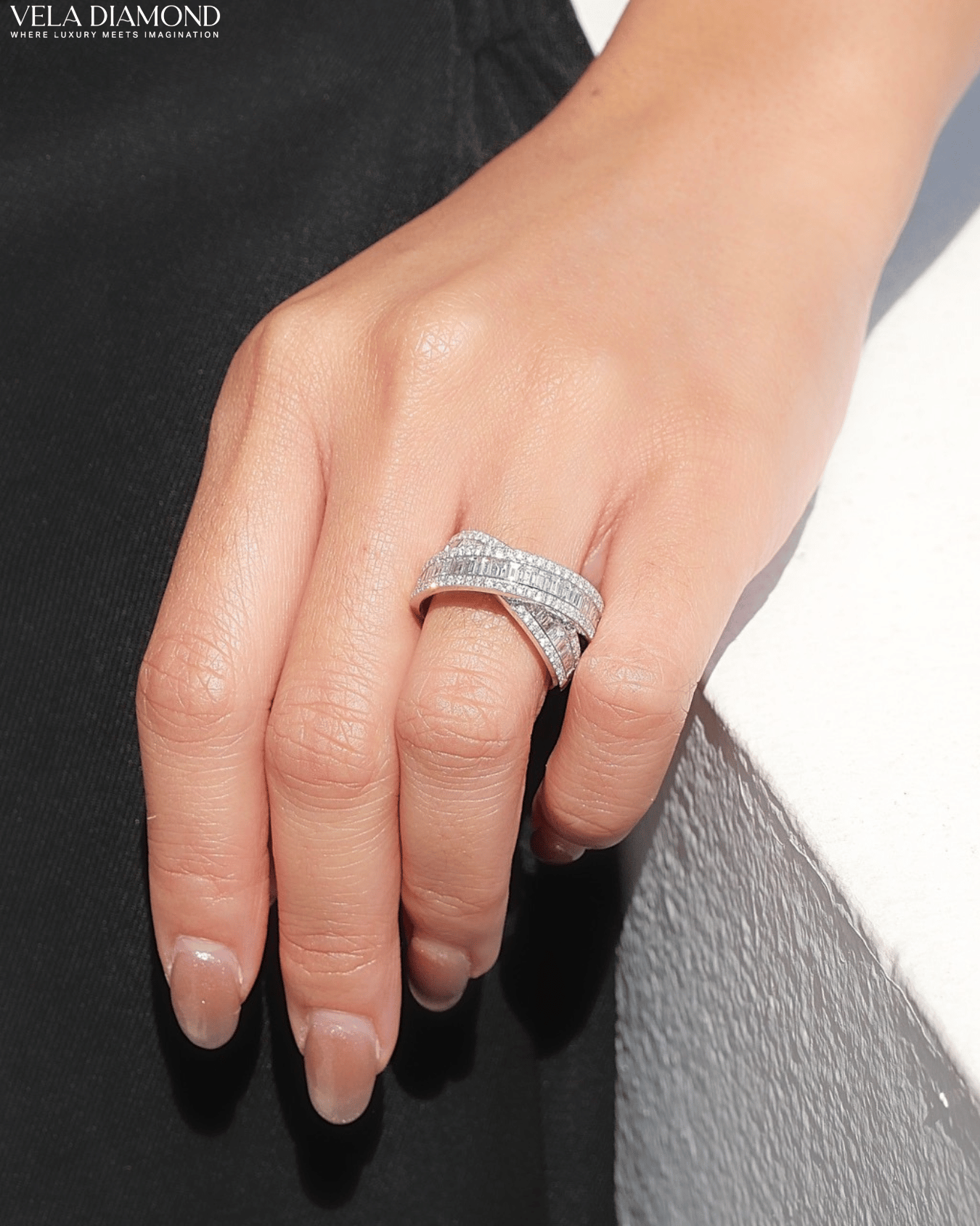 Vela Interlocking Circles Ring 2.29 ct. - Image 3