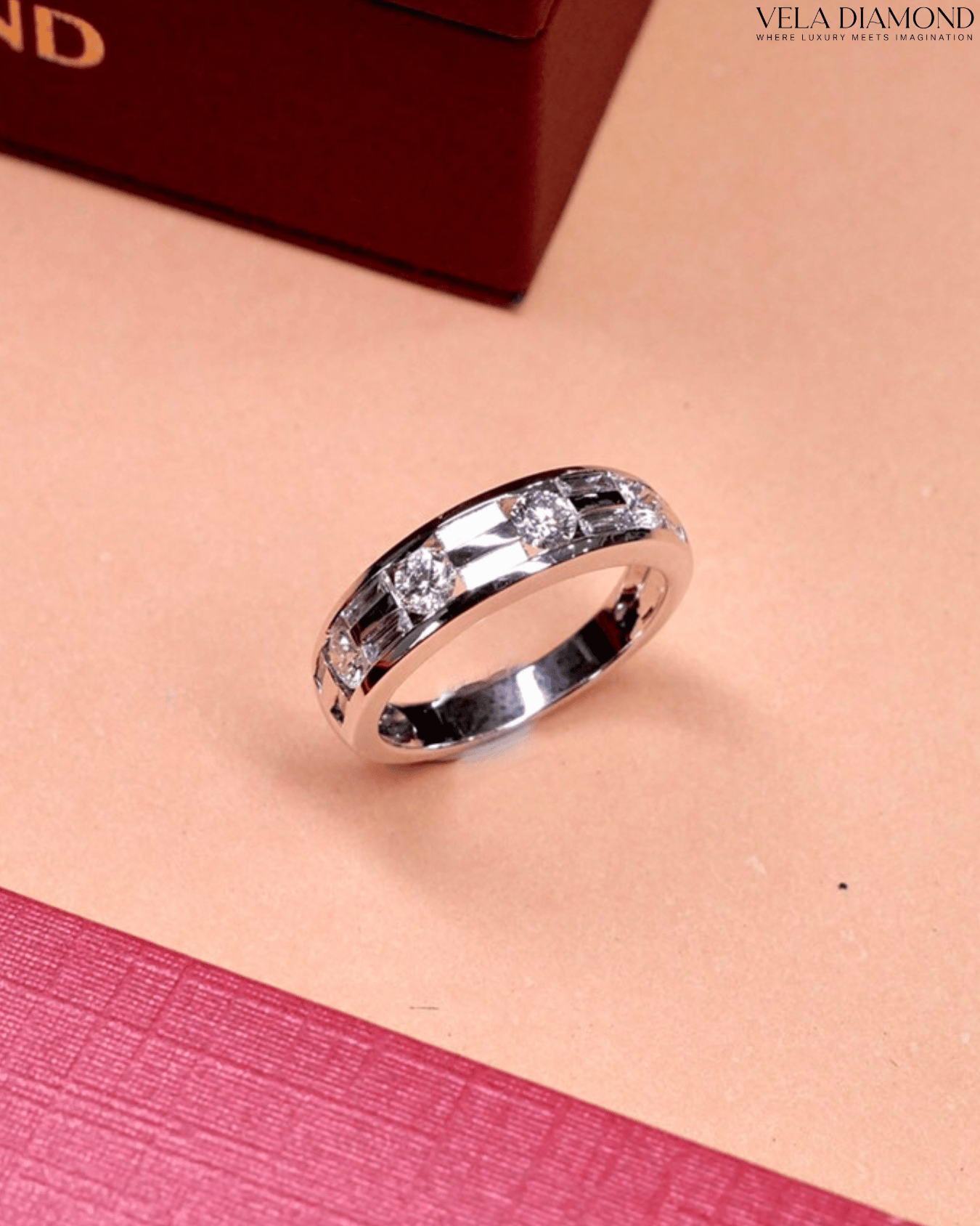 แหวนVela Baguette & Round Diamond