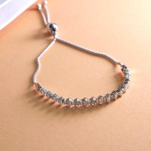 สร้อยข้อมือ Vela Glide Diamond Bracelet (Made to Order)