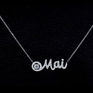 สร้อยคอพร้อมจี้เพชรตัวอักษร Custom Initial Diamond Necklace