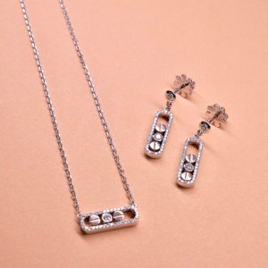 สร้อยคอจี้เพชร Vela Twist Diamond Necklace