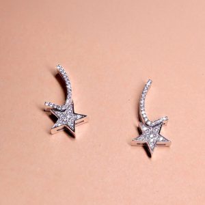 ต่างหูเพชร Vela Twinkle Star Earrings (Made to Order)