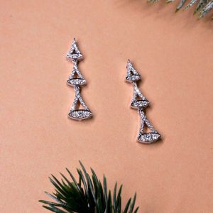 ต่างหูเพชร Vela Festive Shine Earrings