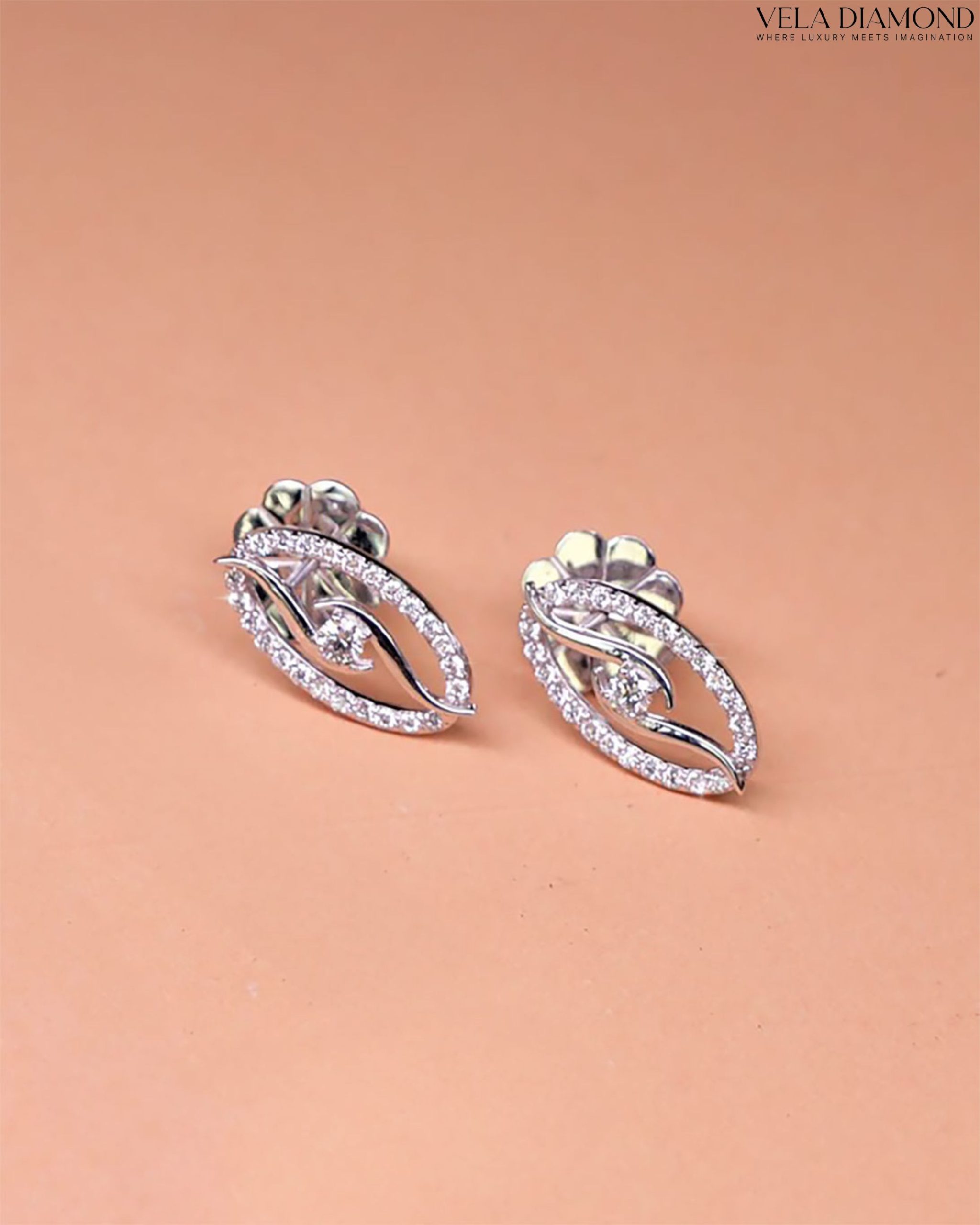 Vela Minimal Sparkle Diamond Earrings