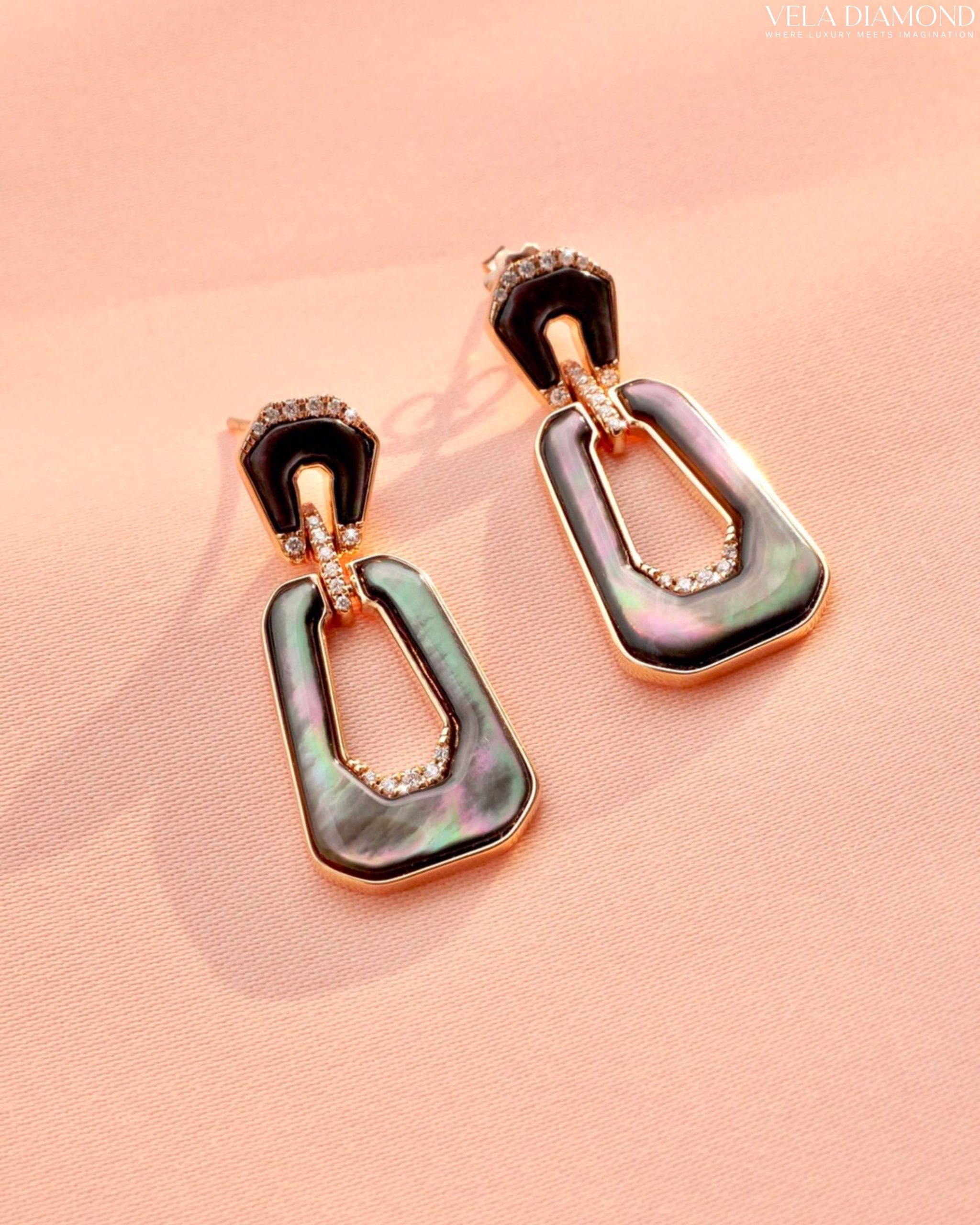 Vela Trésor Moderne Earrings (Black Pearl & Diamond)