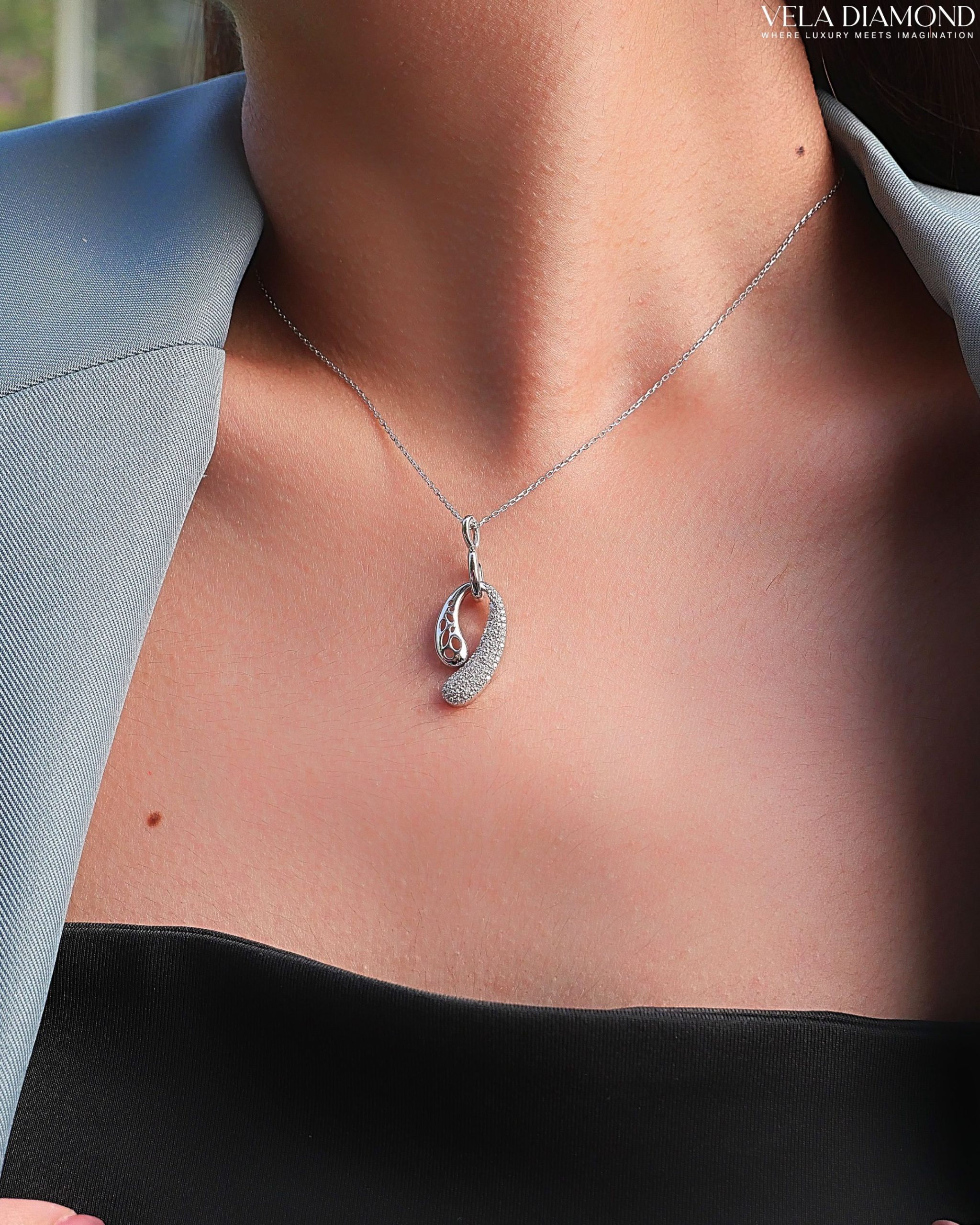 สร้อยคอจี้เพชร Fine Curve Pendant - Image 2